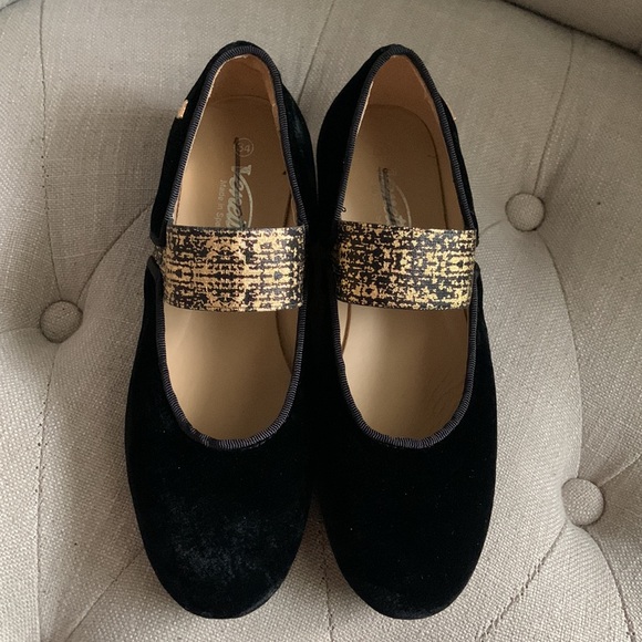 New Venettini Andrea Velvet Shoe - Picture 2 of 8